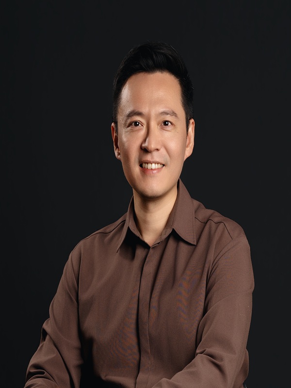 洪紹挺 院長照片
