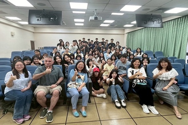 Brushing your teeth Blog Image 2